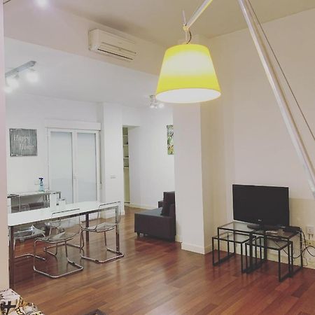 Modern Apartment II In Madri Exterior foto