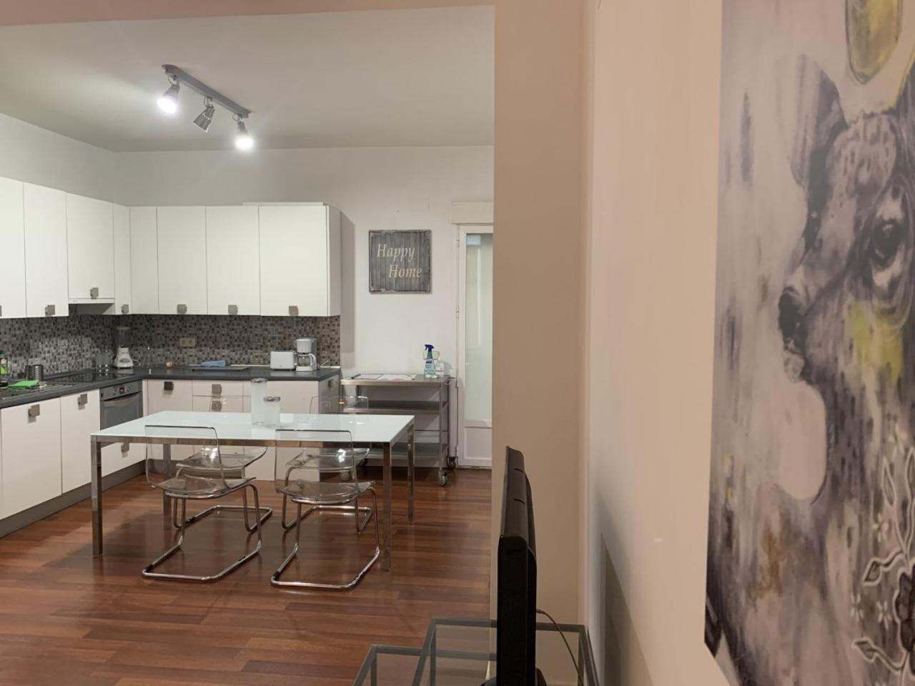 Modern Apartment II In Madri Exterior foto