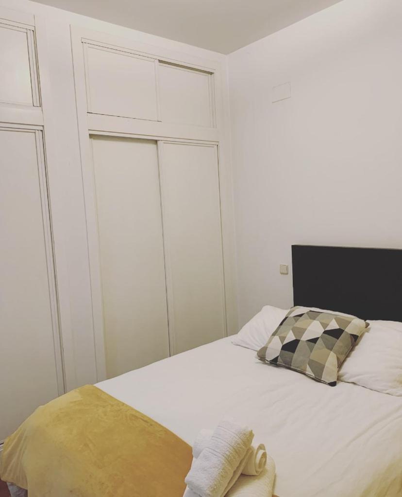 Modern Apartment II In Madri Exterior foto